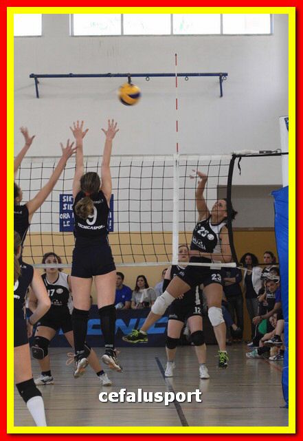 150523 volley 332_tn.jpg